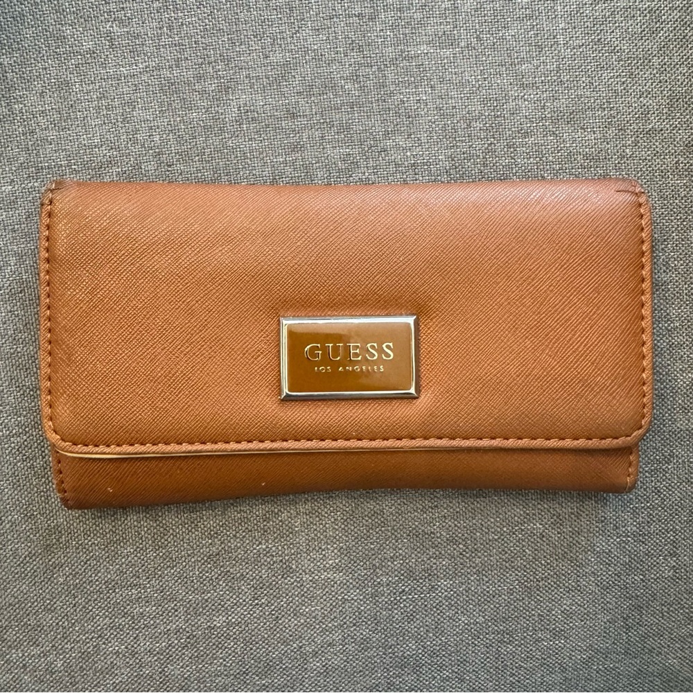 Guess Tan Wallet